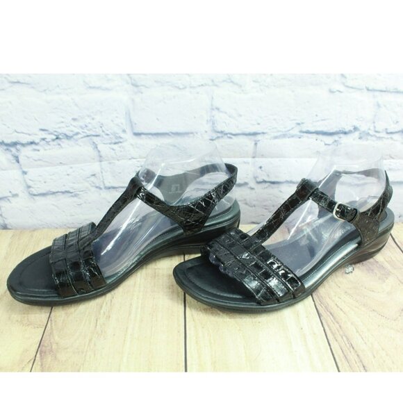 Ecco Sensata Black Embossed Leather T-Strap Casual Sandals Size 41 US 11 - Picture 2 of 10